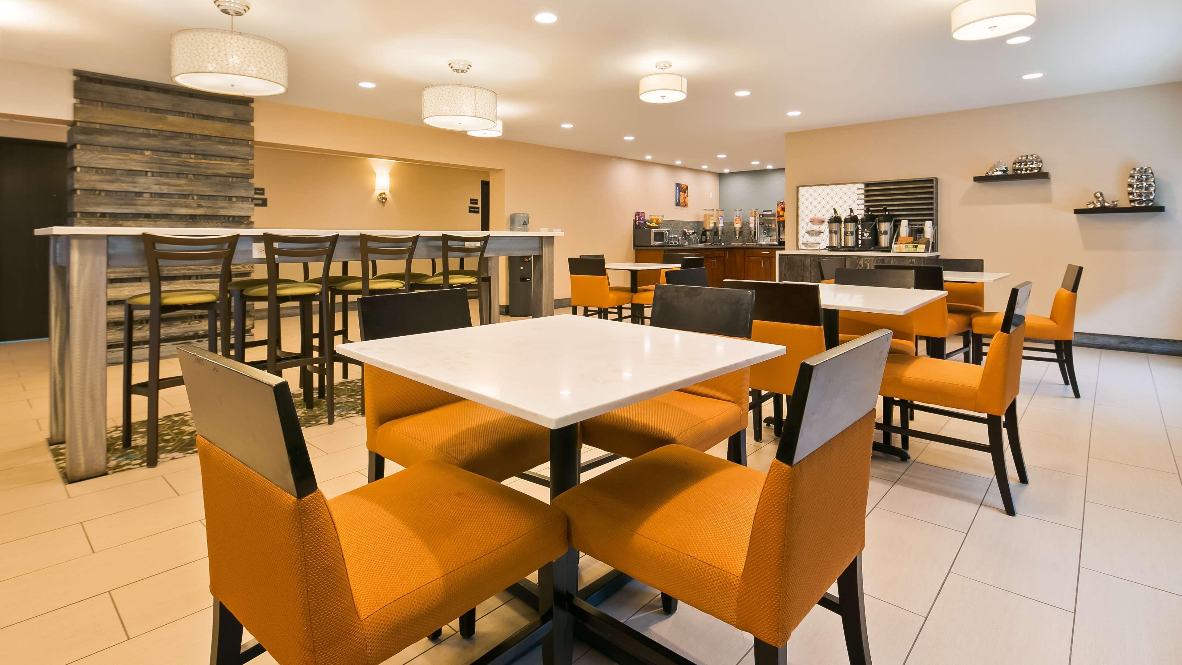 Best Western Long Beach Inn Bagian luar foto