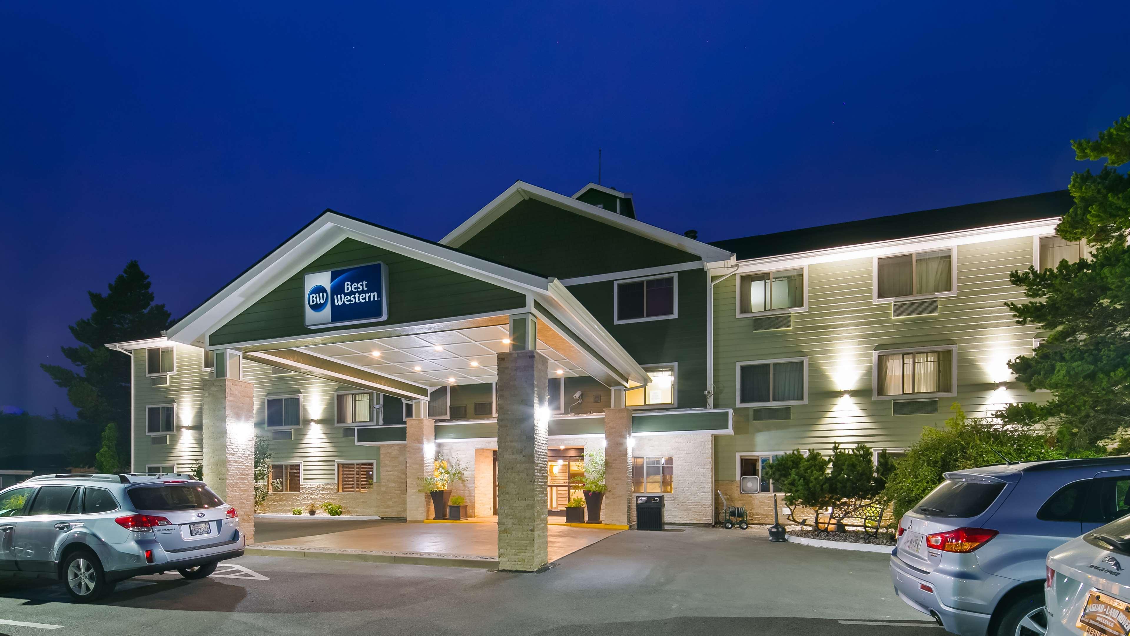 Best Western Long Beach Inn Bagian luar foto