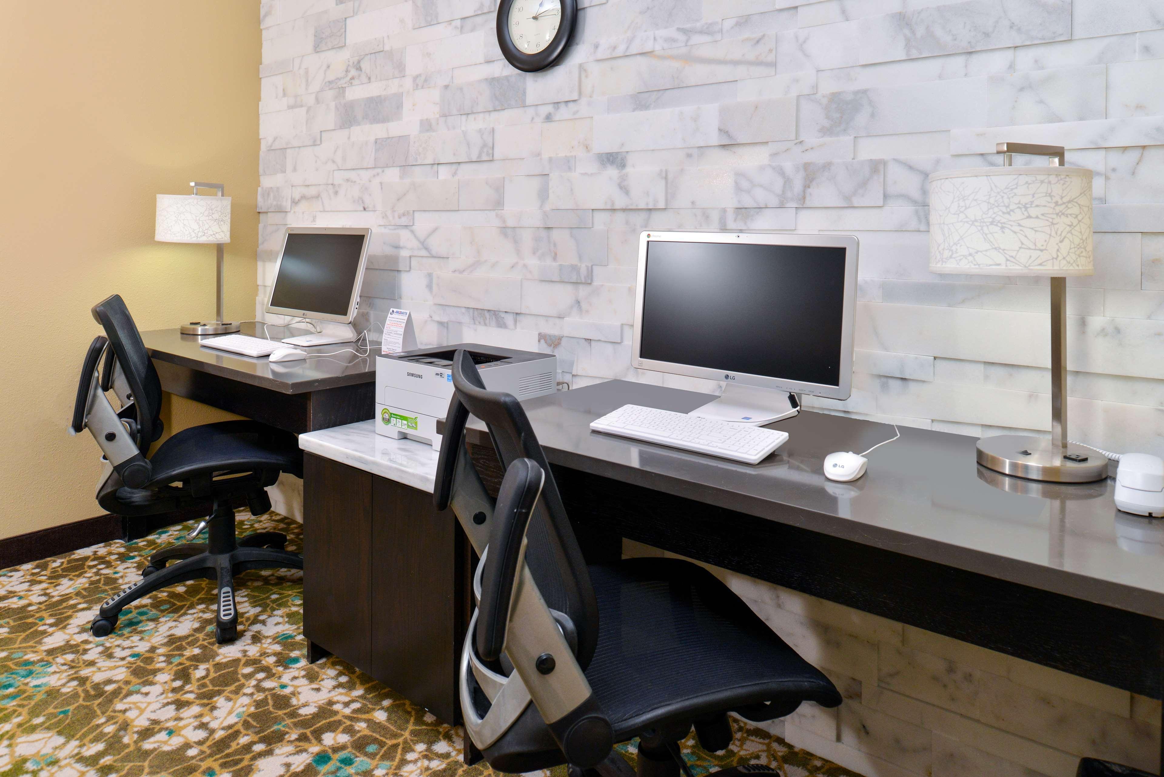 Best Western Long Beach Inn Bagian luar foto