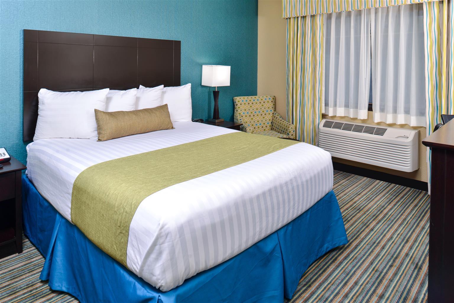 Best Western Long Beach Inn Bagian luar foto